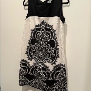 New York & Company Black and White Sleeveless Sheath Dress